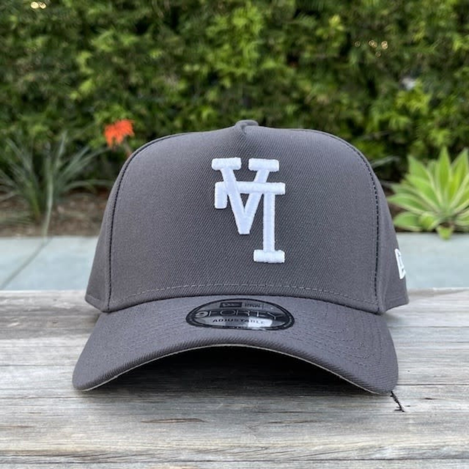 LA Upside Down Graphite 940AF Snapback - The Locker Room of Downey