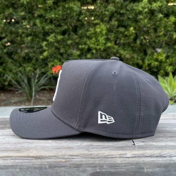 New Era LA Upside Down Graphite 940  A-Frame