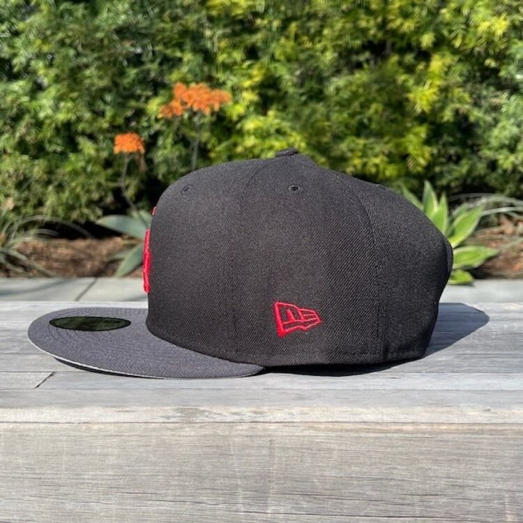 New Era LA Dodgers Black/Graphite Red 950