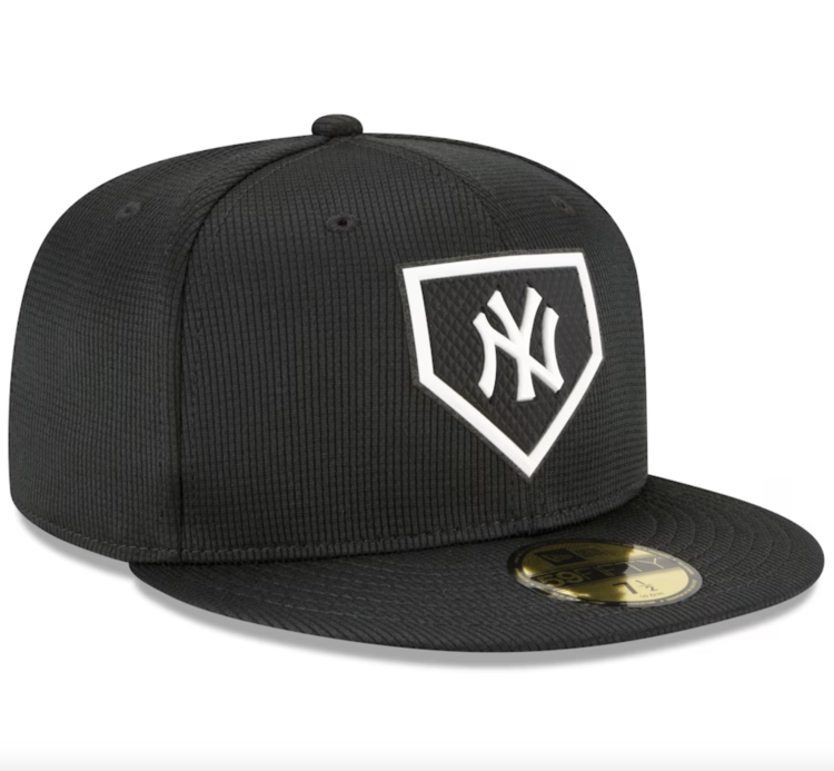 New Era Yankees 22 Club House BW