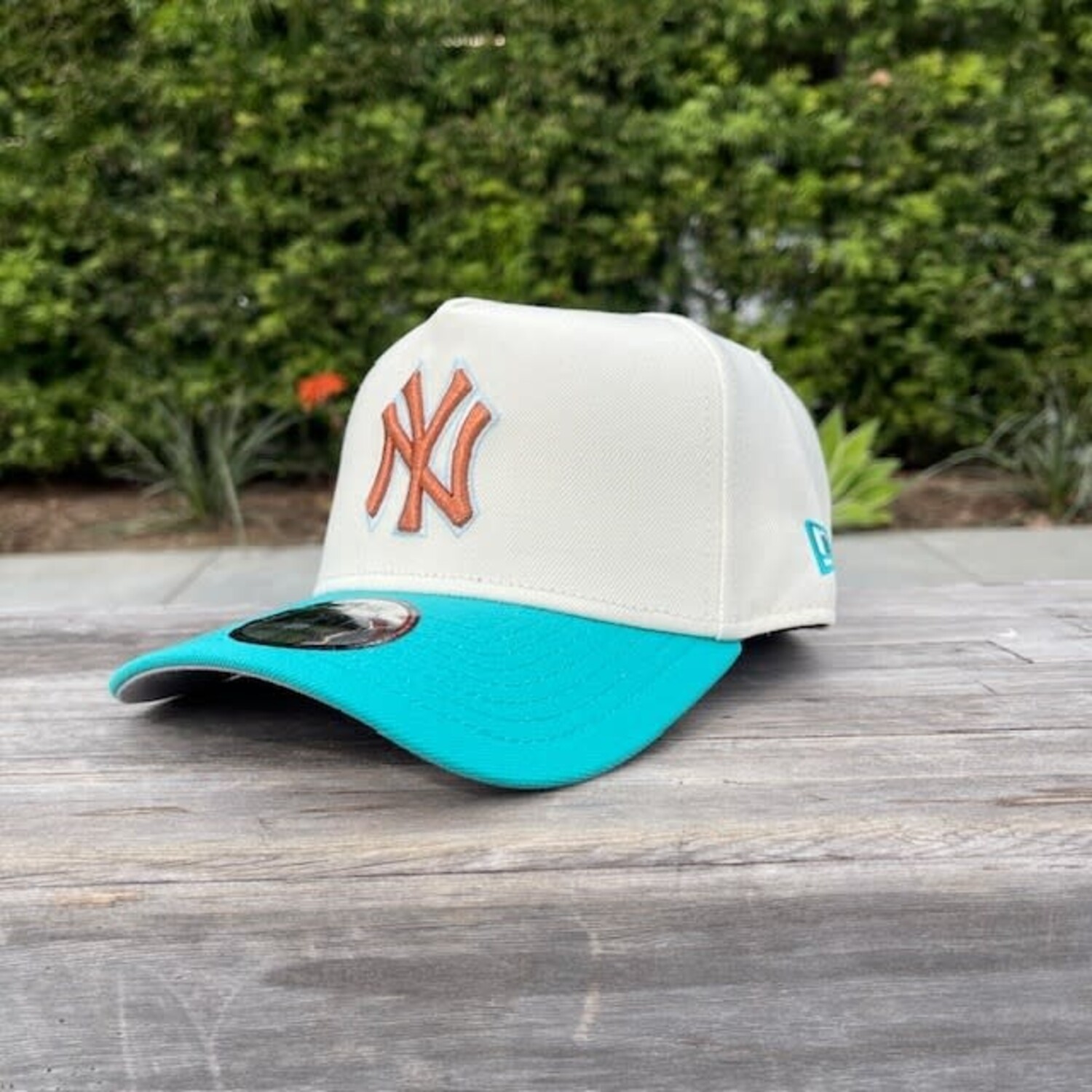 Yankees Ivory/Teal SP 940 A-Frame Snapback - The Locker Room of Downey