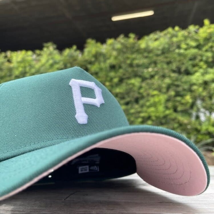 New Era Pirates Dark Green 06 ASG PinkUV 940 A-Frame