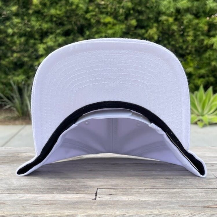 Mitchell and Ness Brookyn Nets M&N Core Basic Snapback White