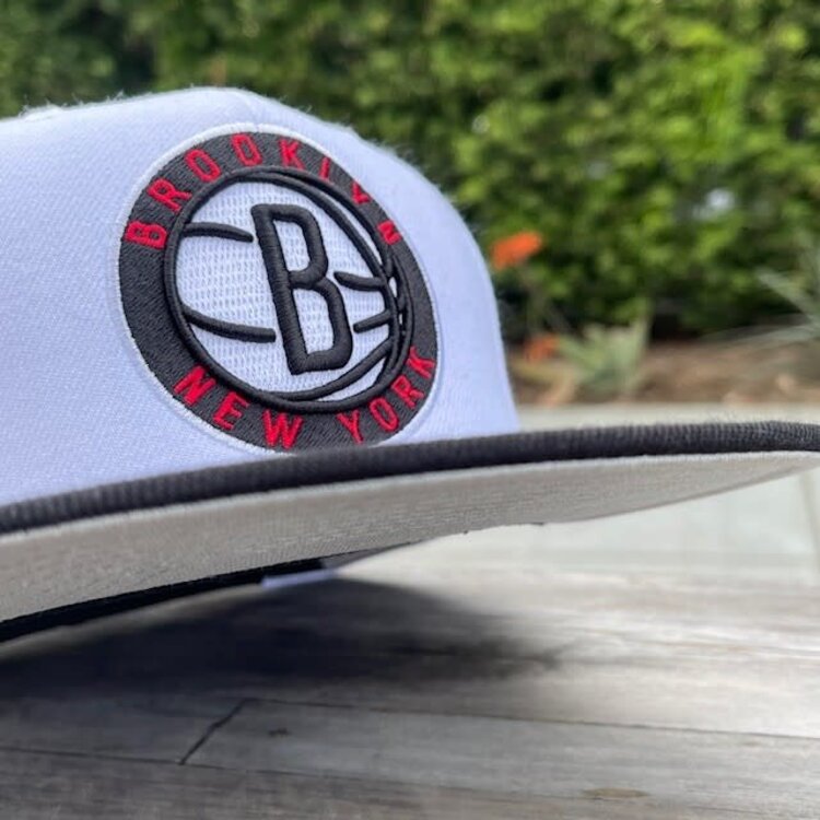 Mitchell and Ness Nets M&N Playoff Wins Snapback White/ Black