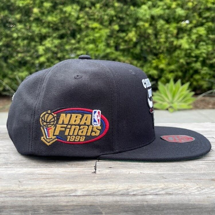 Mitchell and Ness Chicago Bulls HWC M&N Top Spot Snapback Black