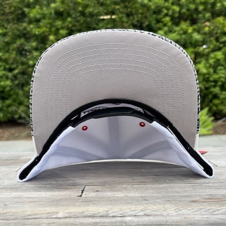 Mitchell and Ness Bulls M&N Concrete Snapback White