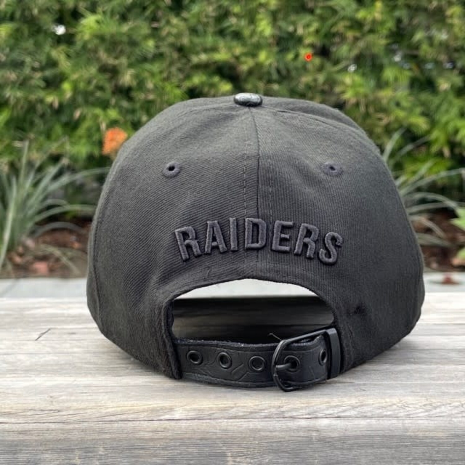 Raiders Camo Pressed 9Twenty Strapback Black - The Locker Room of