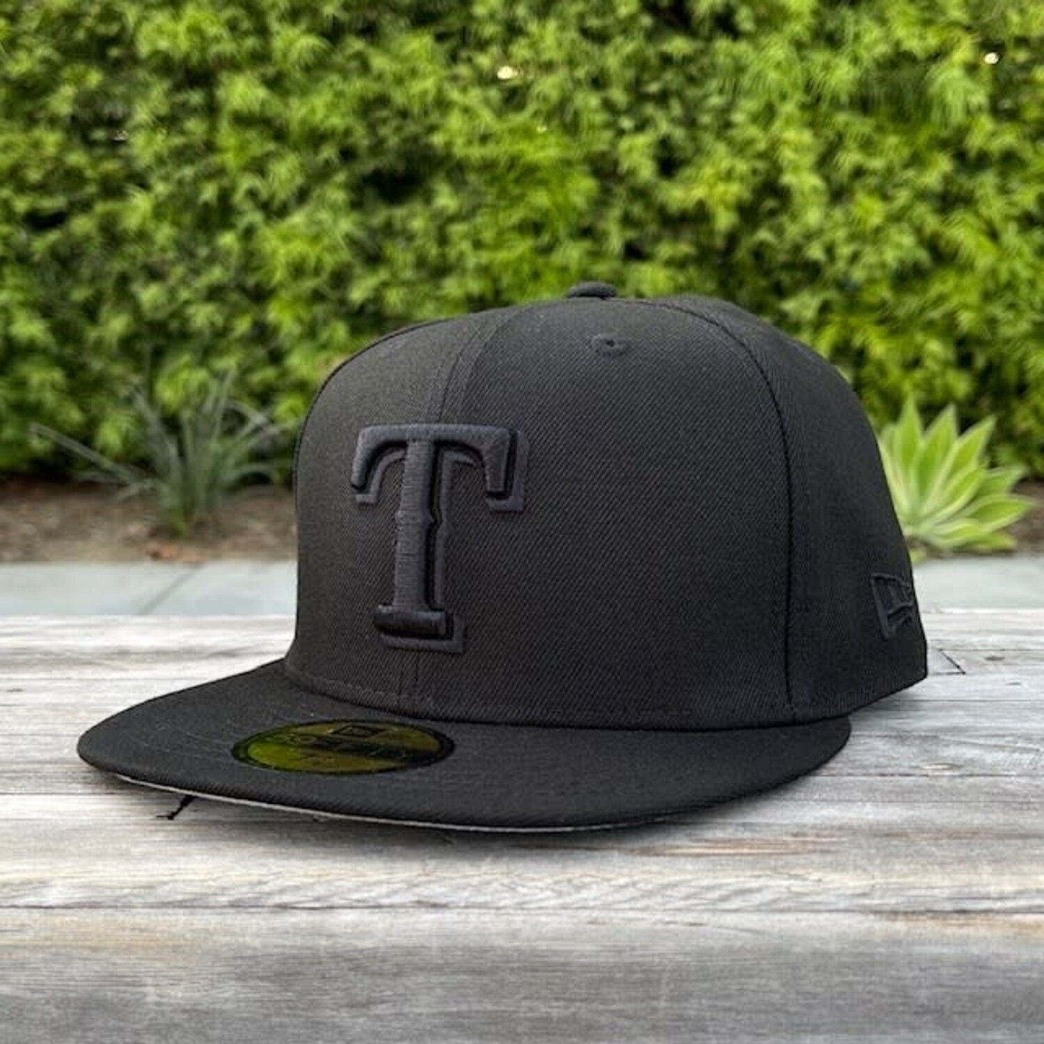 【希少】New Era ブラックレザー 59Fifty 7 1/2 Rangers Black Black - The Locker Room of Downey