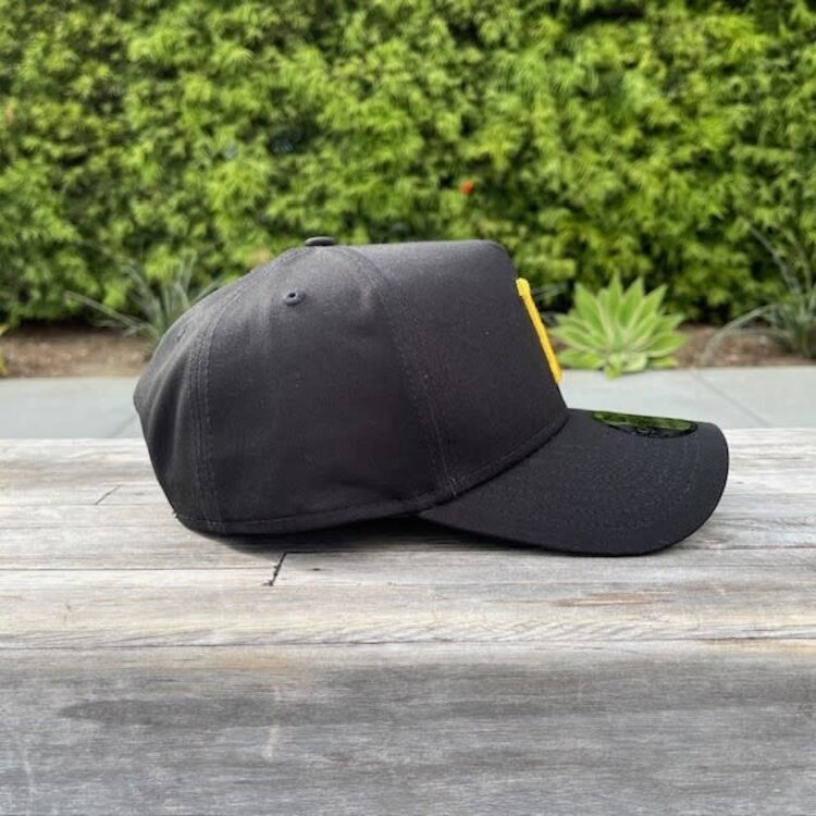 New Era Pirates Black Team 940 A-Frame