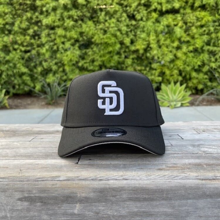 New Era SD Padres Black White 940 A-Frame