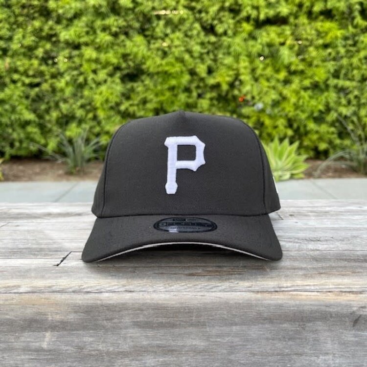 New Era Pirates Black White 940 A-Frame