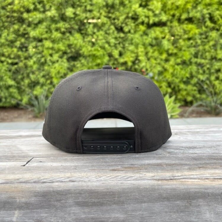 New Era Atlanta Braves Black White 940 A-Frame