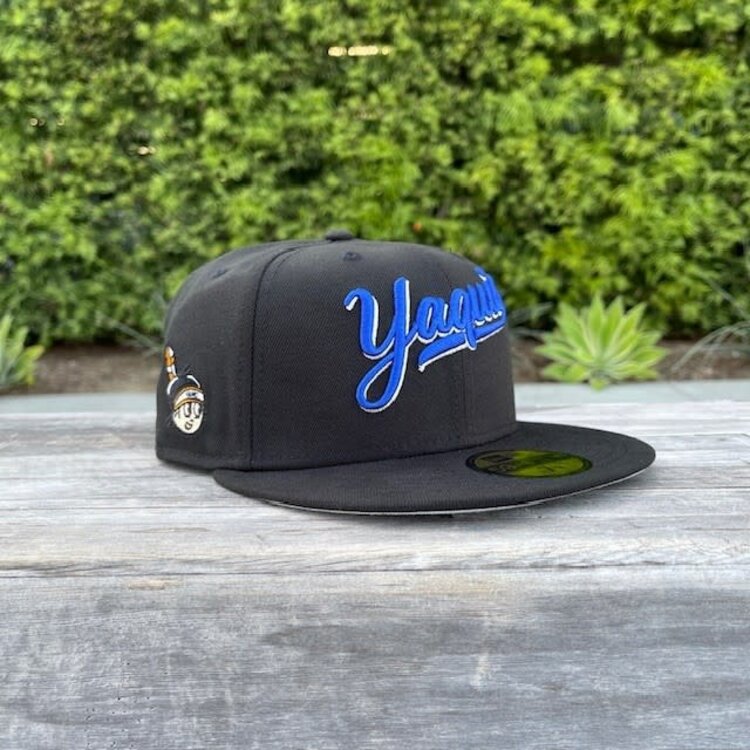 New Era Yaquis Black Royal Script