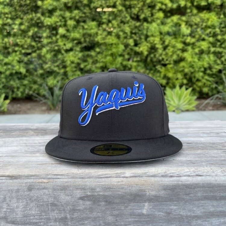 New Era Yaquis Black Royal Script