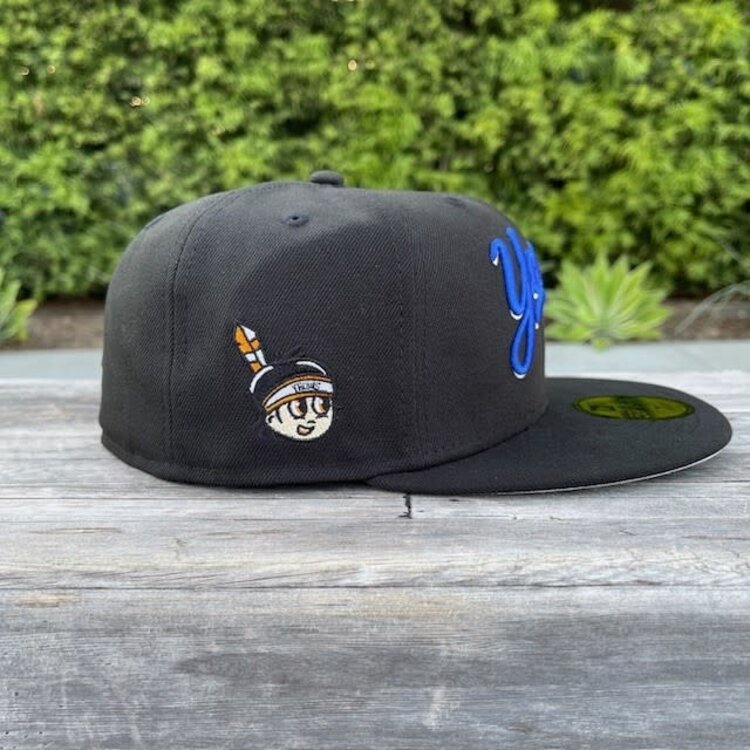 New Era Yaquis Black Royal Script