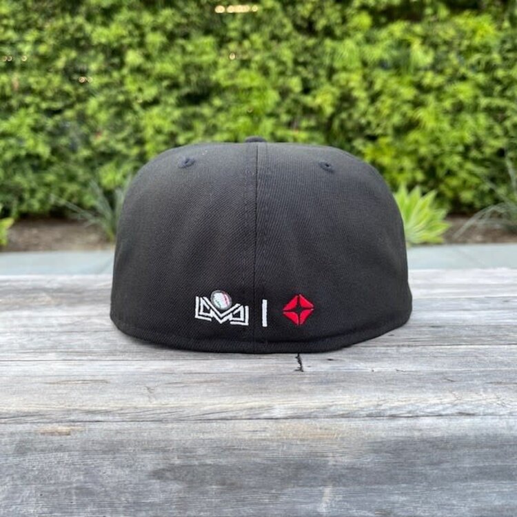 New Era Yaquis Black Royal Script