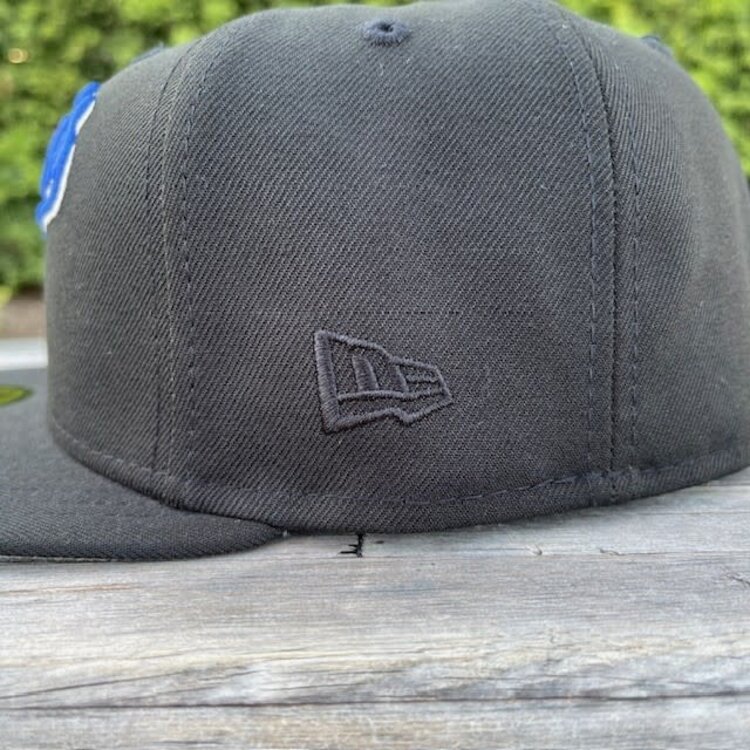 New Era Yaquis Black Royal Script