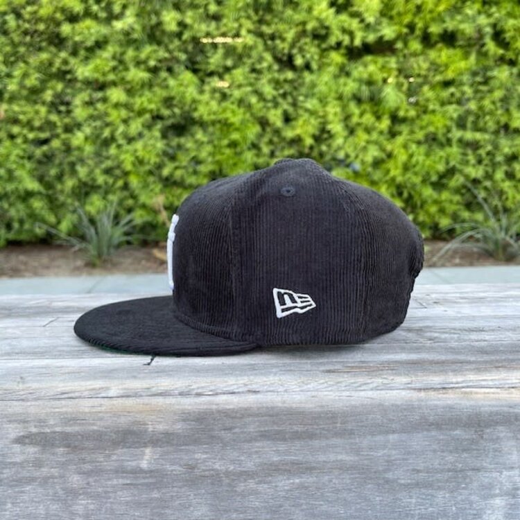 New Era LA Upside Down BW Cord GUV 950 Snapback