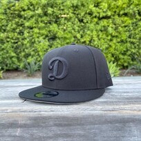 New Era LA Dodgers "D" Black Black 950 Snapback