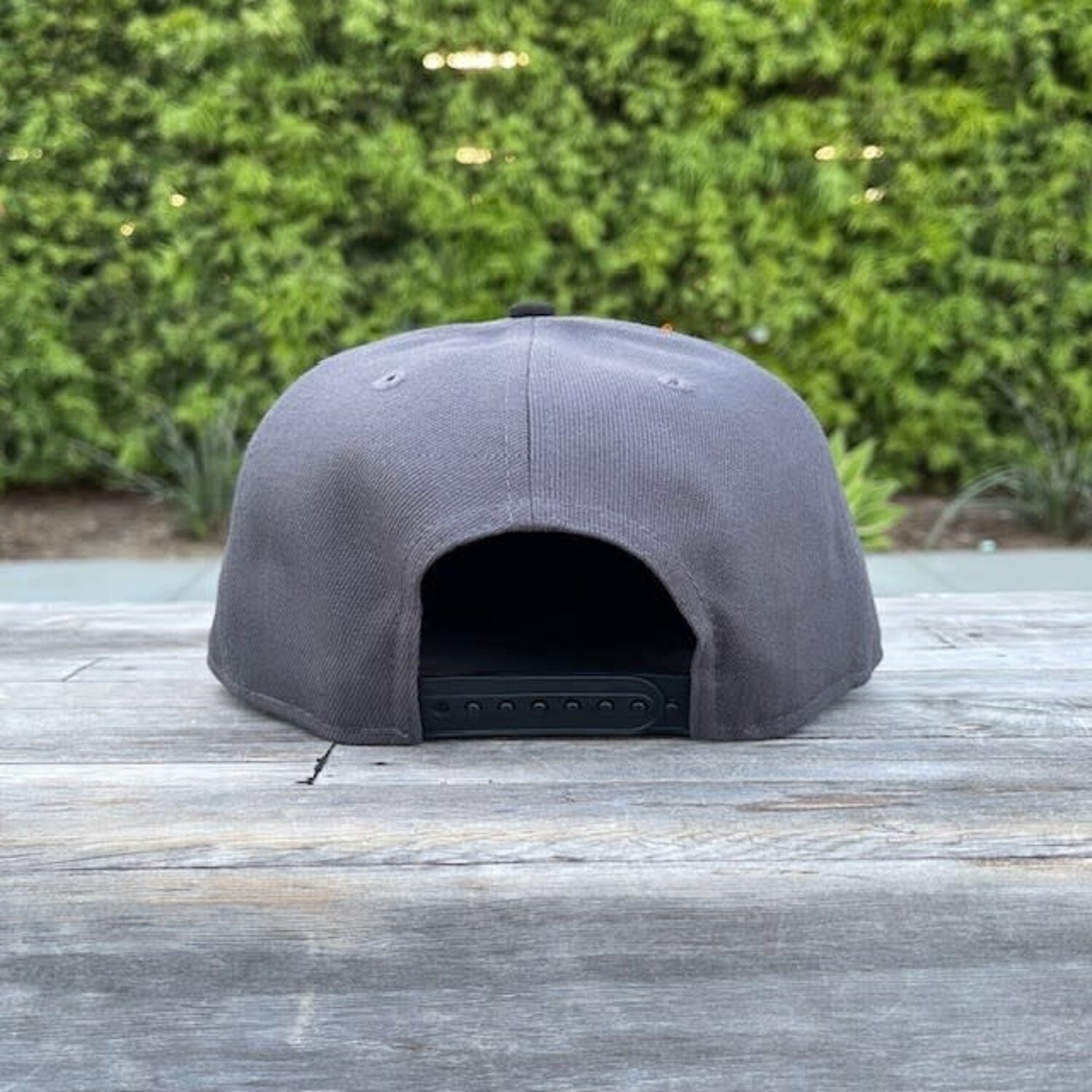 LA Graphite/Black Black-White 950 - The Locker Room of Downey