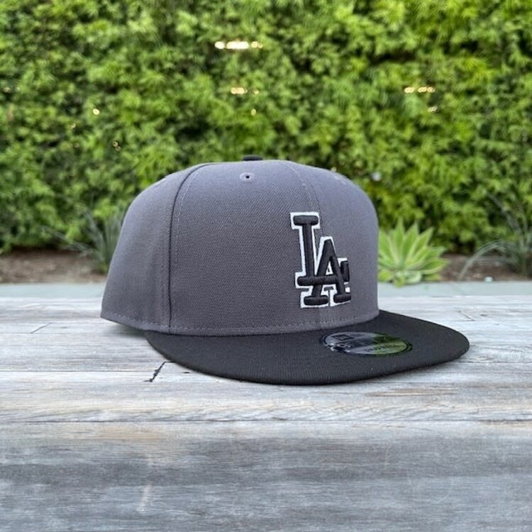 New Era LA Graphite/Black Black-White 950