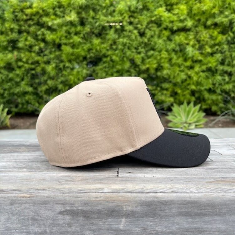New Era LA Khaki/Black Khaki Outline 940 A-Frame