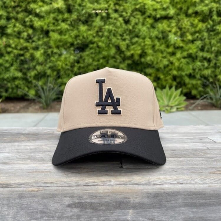 New Era LA Khaki/Black Khaki Outline 940 A-Frame