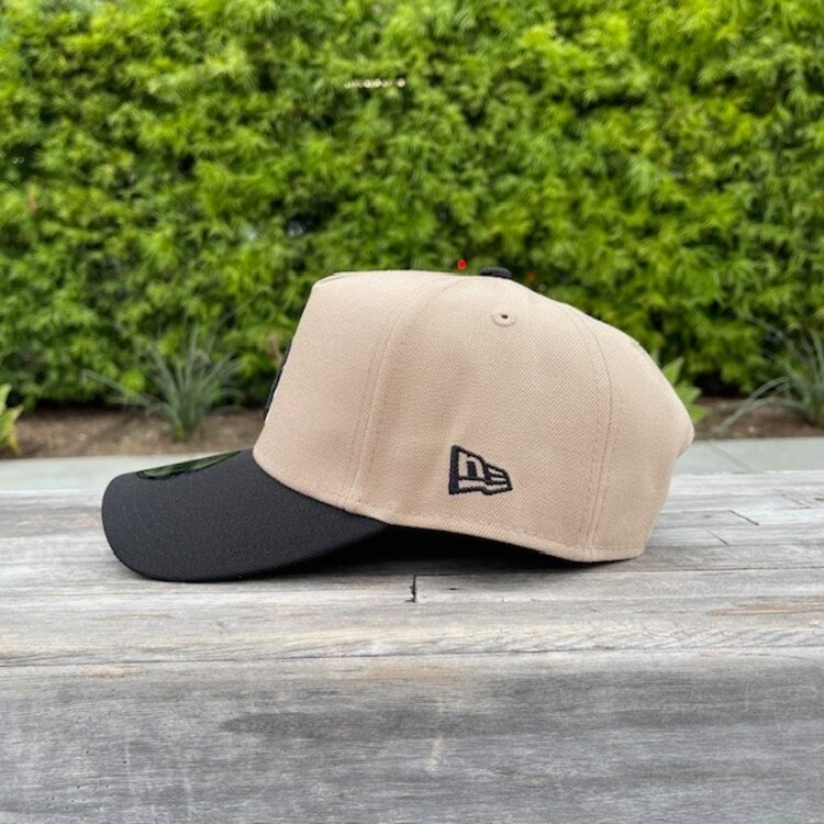 New Era LA Khaki/Black Khaki Outline 940 A-Frame