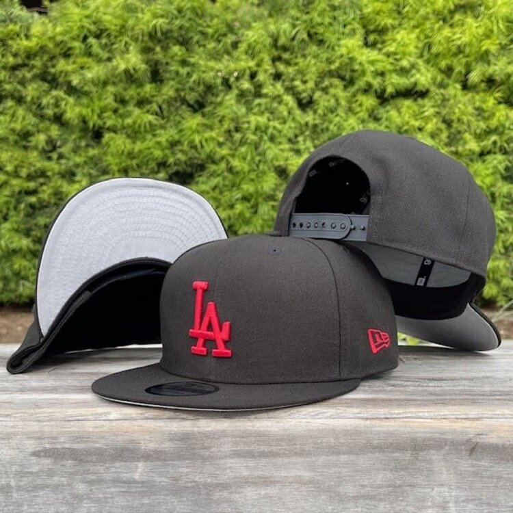 New Era LA Dodgers Black Red "LA" 950