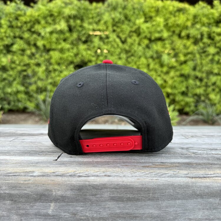 New Era White Sox Black/Red RW 2005 WS Champs 940 A-Frame