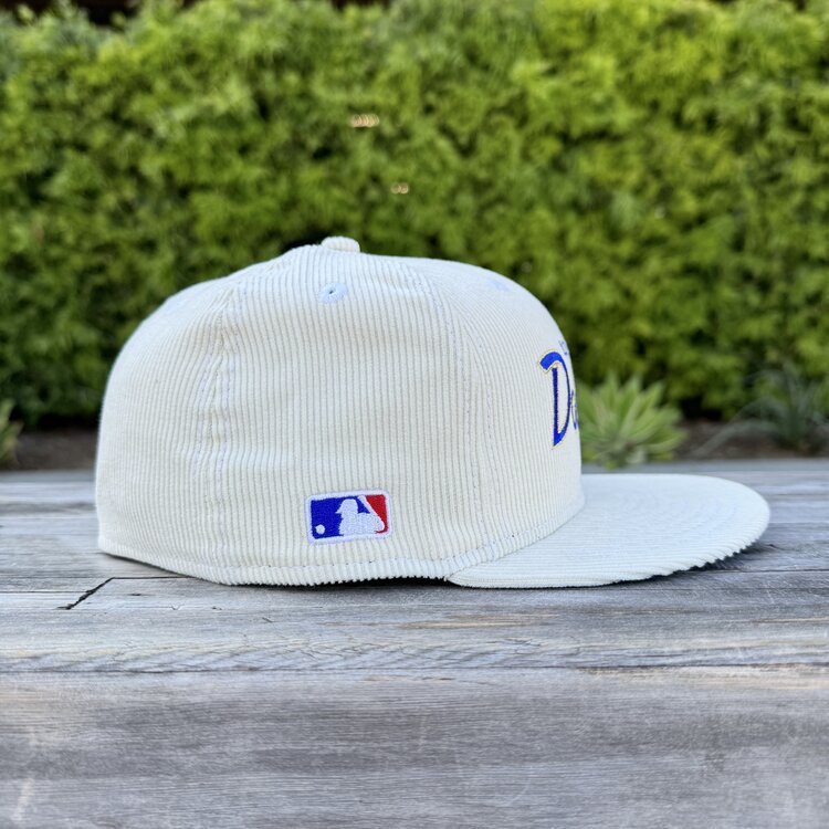 New Era LA Cursive Ivory Cord MLB SP