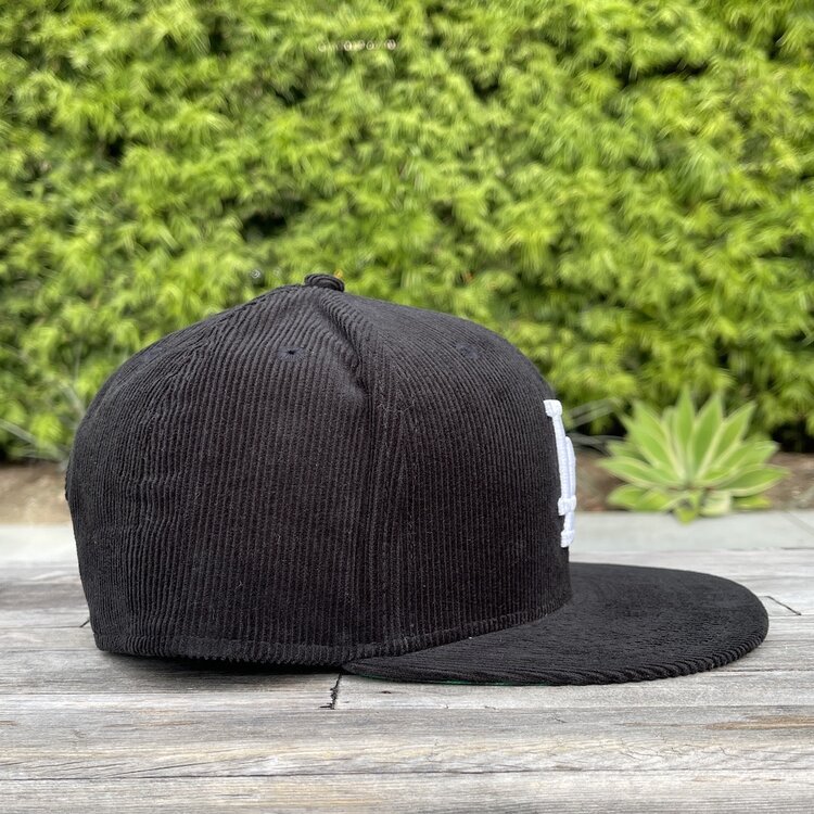 New Era LA BW Corduroy 950 Snapback