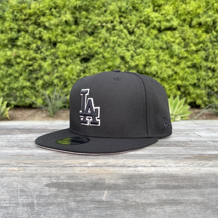 New Era LA Black Black-Pink Outline 100th PUV 950