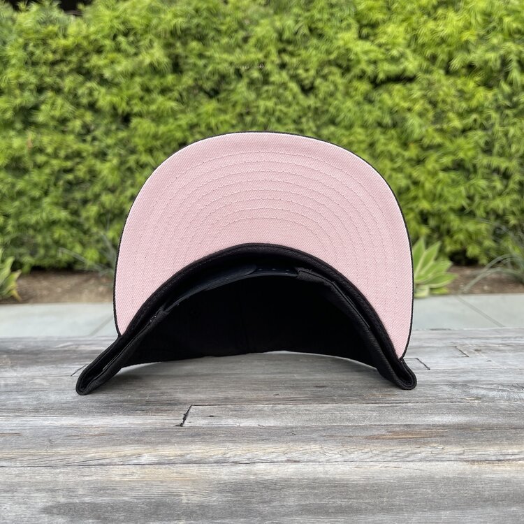 New Era LA Black Black-Pink Outline 100th PUV 950