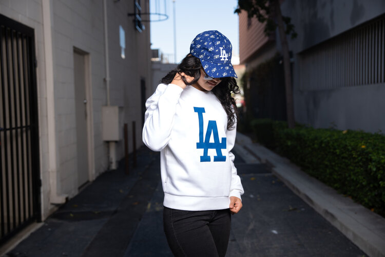 Antigua LA Dodgers Women's Primary Logo White Crew Sweater