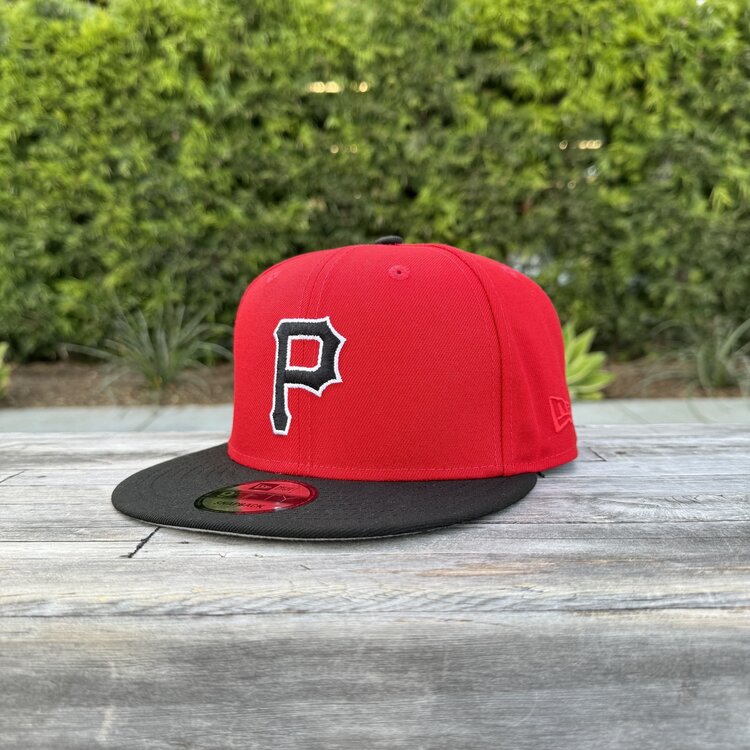 New Era Pirates Red/Black Three Rivers Stadium 950 Snapback