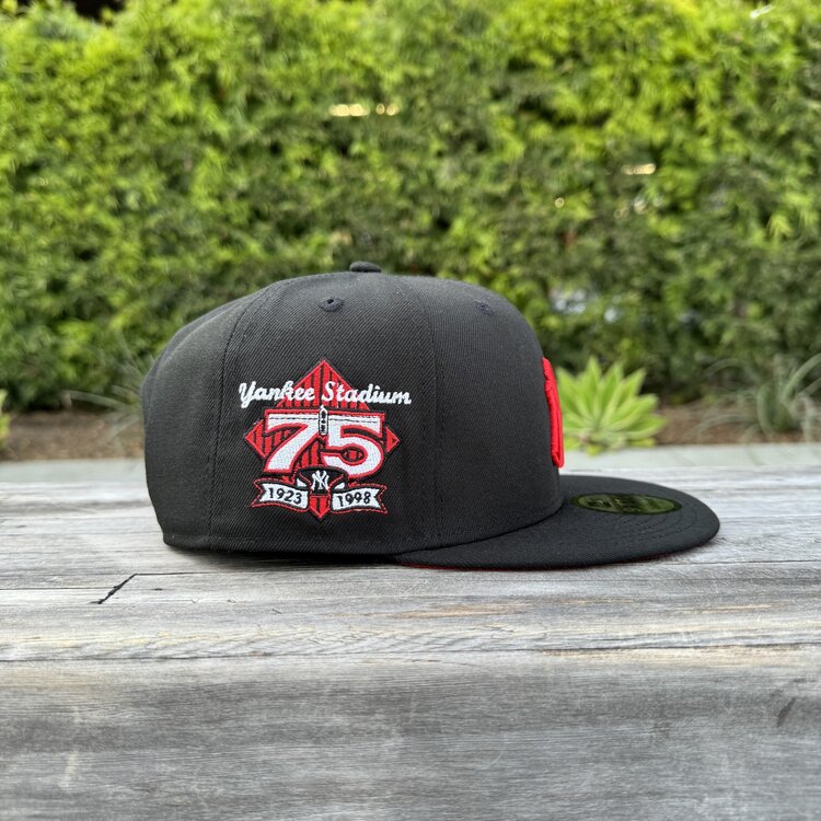 New Era NY Black Red 75th Stadium Anniv 950 Snapback