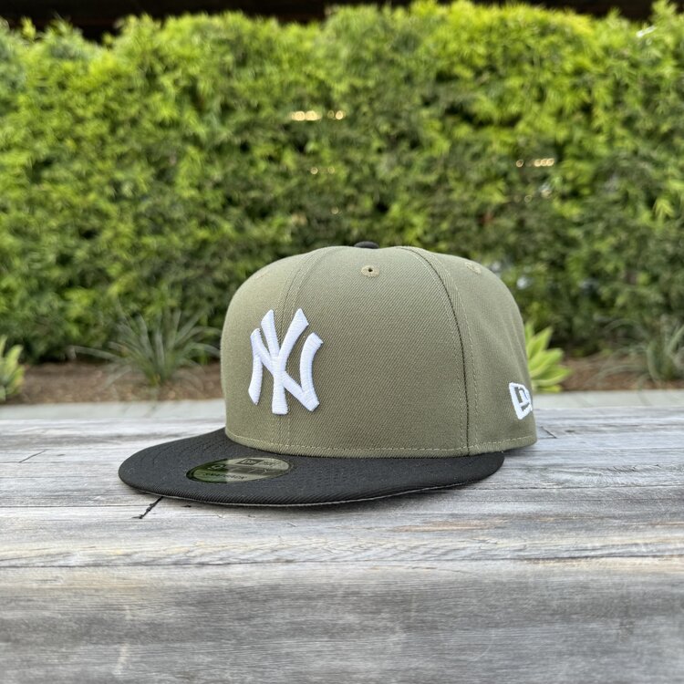 New Era NY Olive/Black 2000 Subway Series 950 Snapback