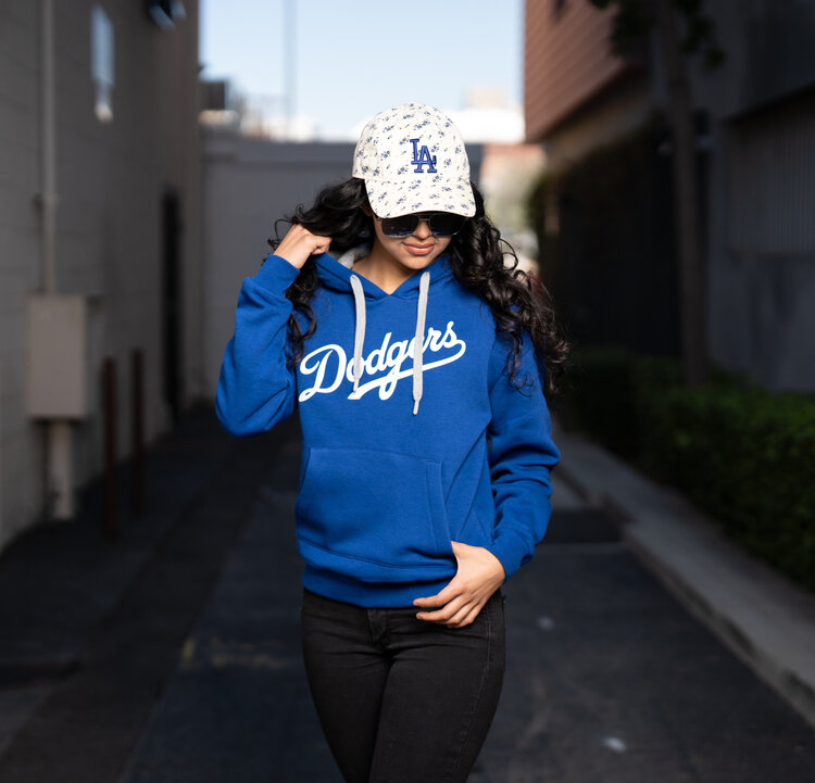 Antigua LA Dodgers Wordmark Royal Women's Pullover Hoodie