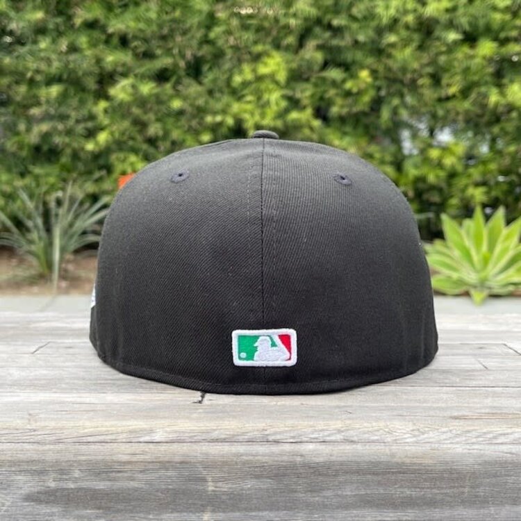 New Era LA Dodgers Black Vertical Mexico Colors SP