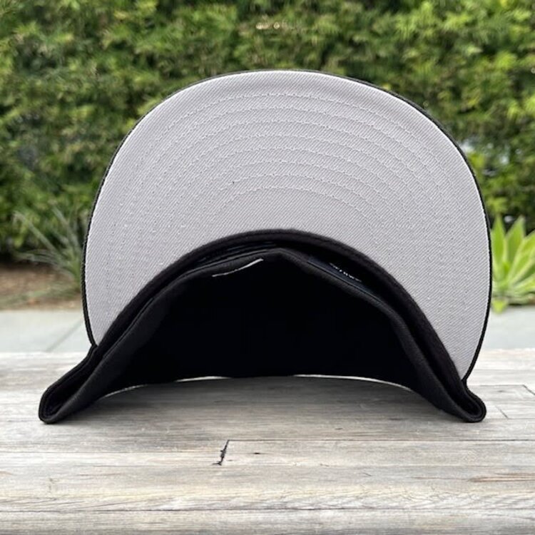 New Era LA Dodgers Black Vertical Mexico Colors SP