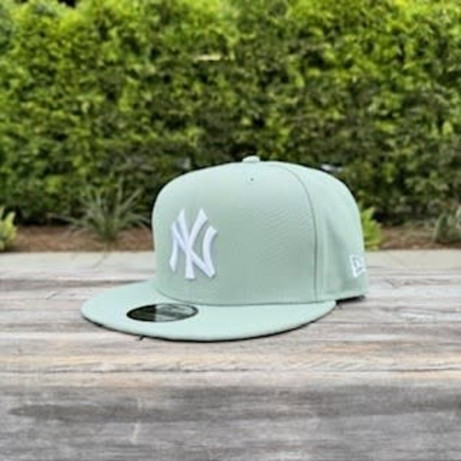 NY Mint Green 1999 WS 950 Snapback - The Locker Room of Downey