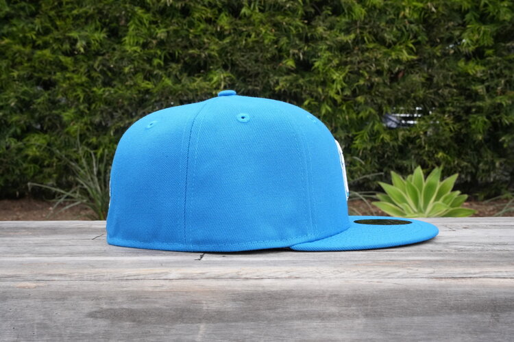 New Era Bravos de Leon Cardinal Blue Away