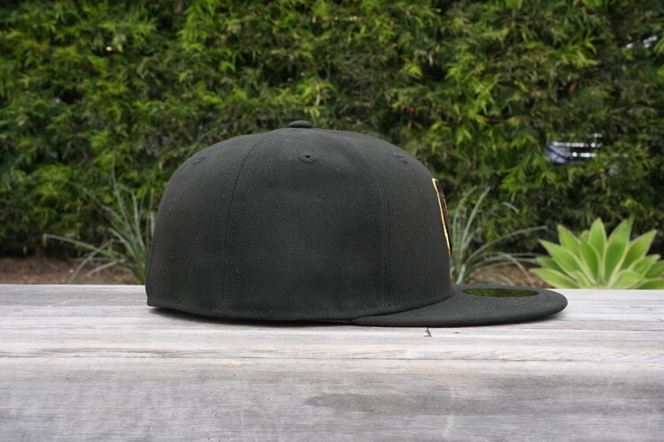 New Era Tigres de Quintana Roo Black Gold Alt 2