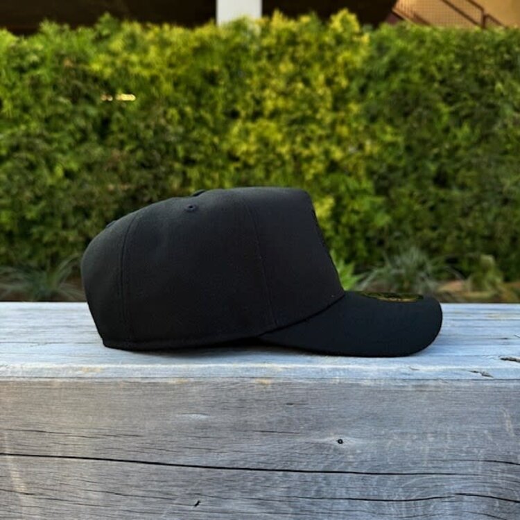 New Era Boston Celtics Black Tonal 940 Snapback A-Frame