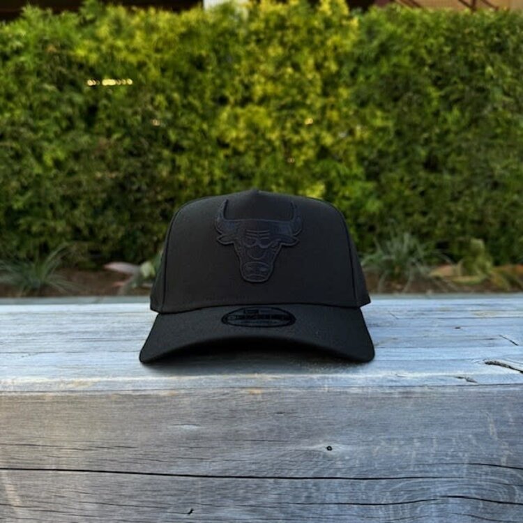 New Era Chicago Bulls Black Tonal 940 A-Frame Snapback