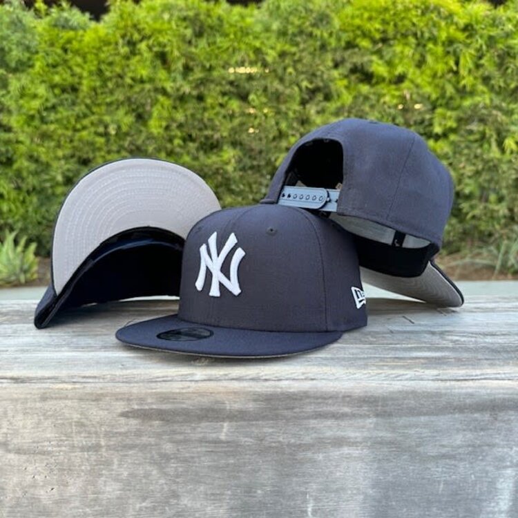 New Era NY Yankees Navy Youth 950 Snapback