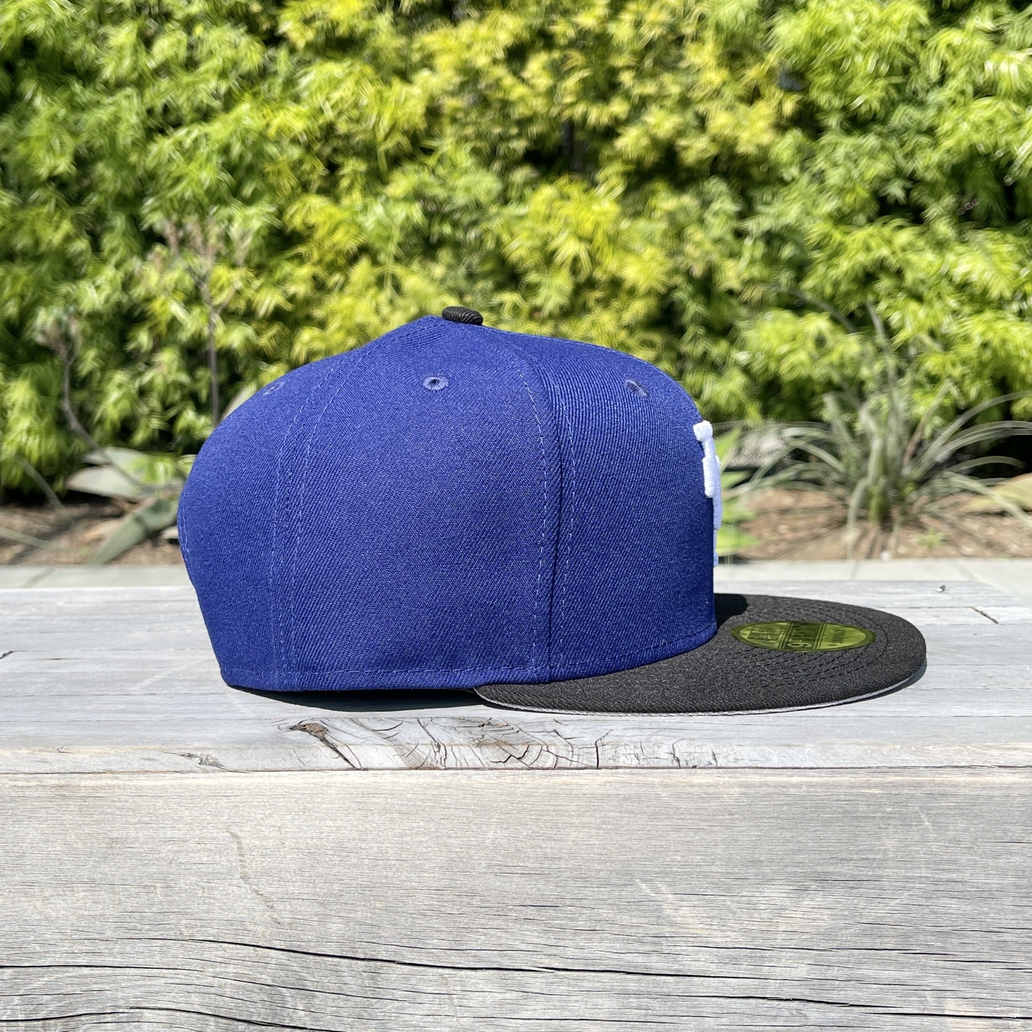 LA Upside Down Royal/Black 950 Snapback - The Locker Room of