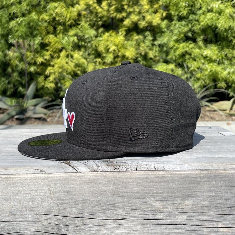 New Era LA Dodgers Black White Heart 950