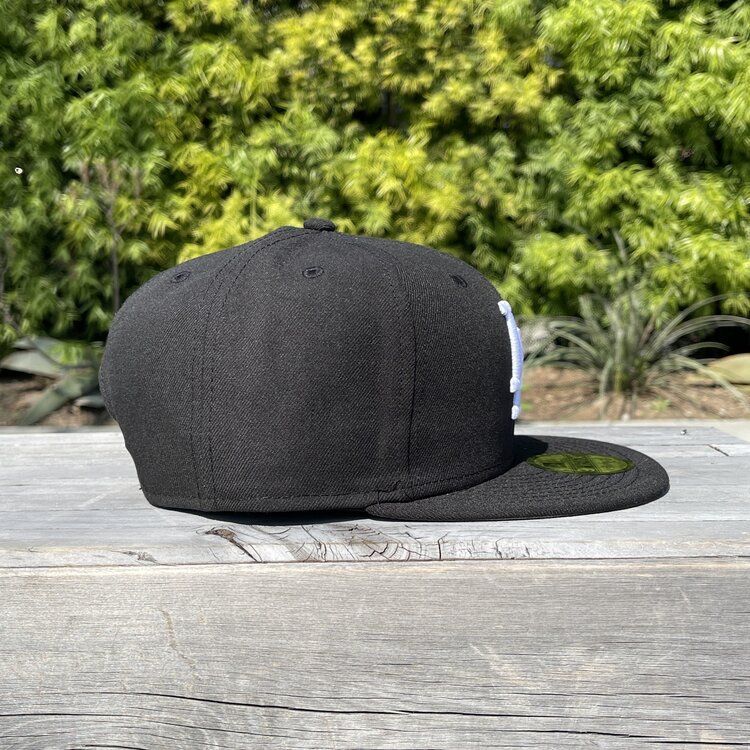 New Era LA Dodgers Black White Heart 950